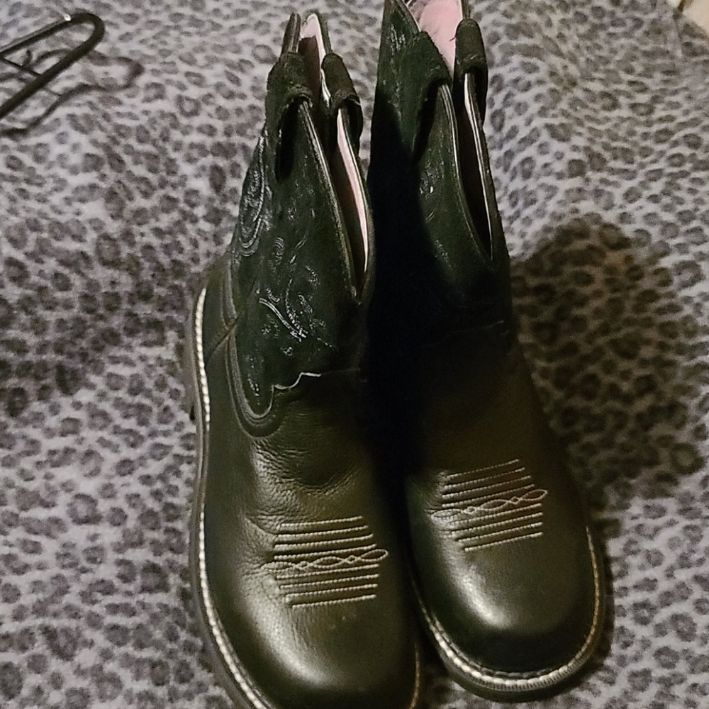 Ariat Fatboy Cowboy Boots Size 9 (ask about trades